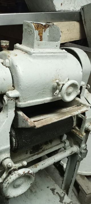 Refinadora de almendras