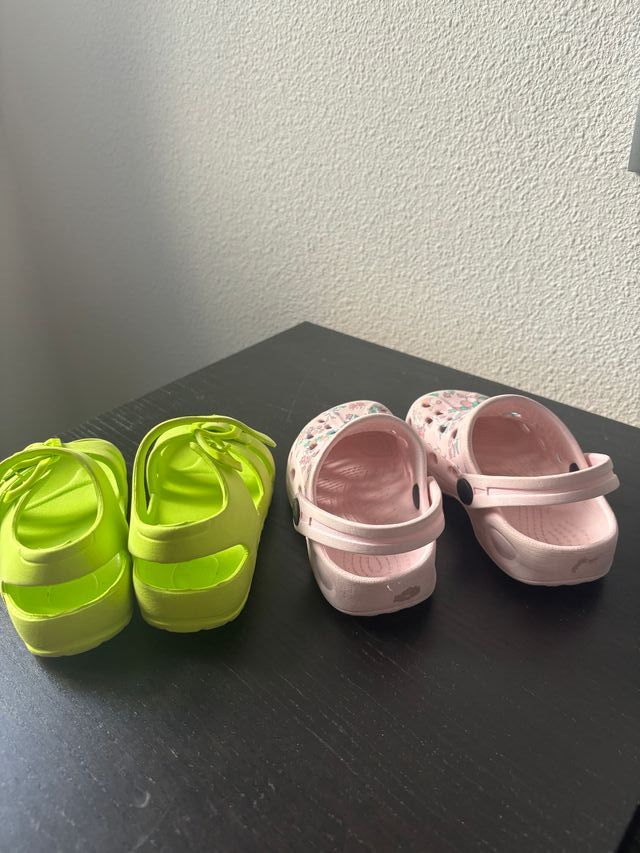 Pack lote 2 crocs sandalias niño niña 23 24