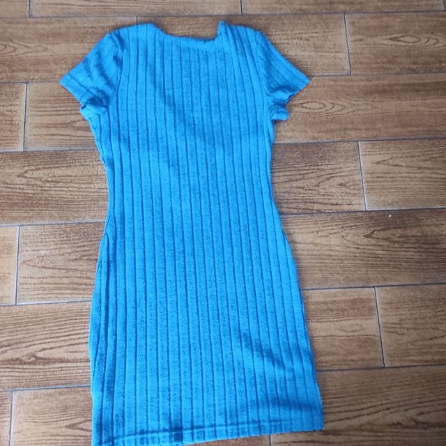 Vestido de malha tamanho M preço 4€