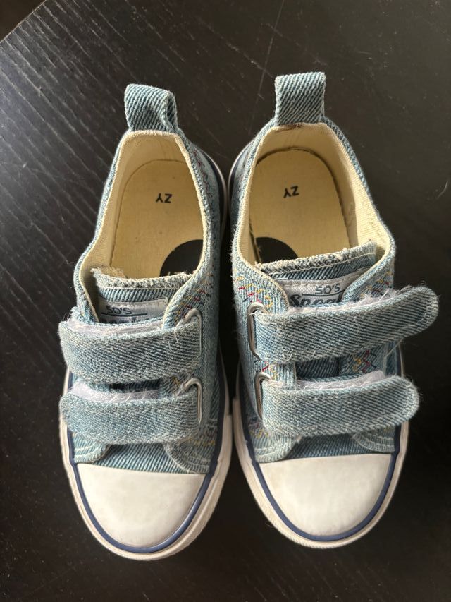 Zapatillas deportivas playeras talla 27 vaqueras