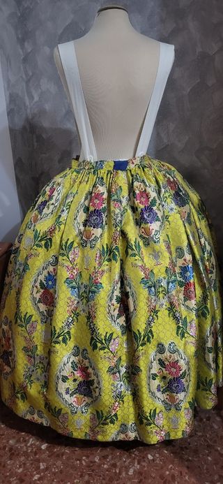 Falda de fallera 