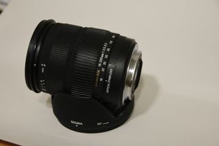 Objetivo Sigma DC 18-200 1:3.5-6.3 OS