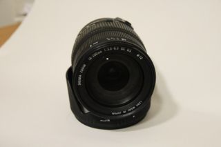 Objetivo Sigma DC 18-200 1:3.5-6.3 OS