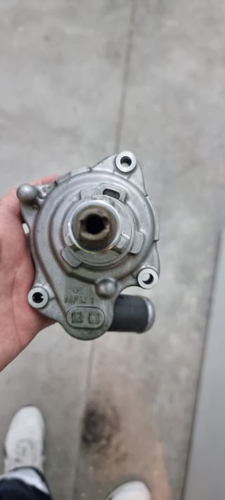 Bomba agua honda cbr 1000