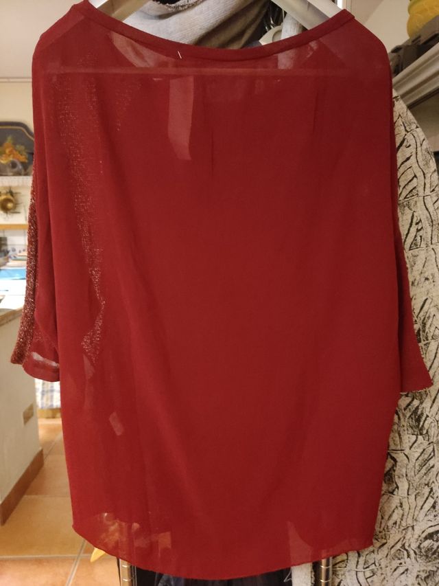 Blusa burdeos sin estrenar