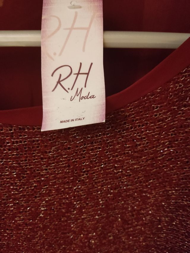 Blusa burdeos sin estrenar