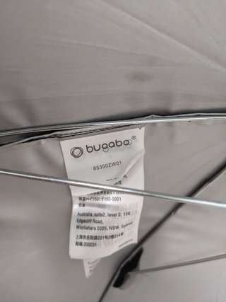 Sombrilla Bugaboo negra nueva