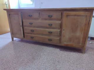 Aparador antiguo