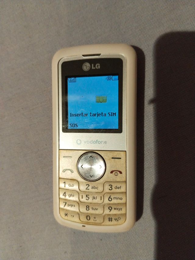 Móviles LG Kp100