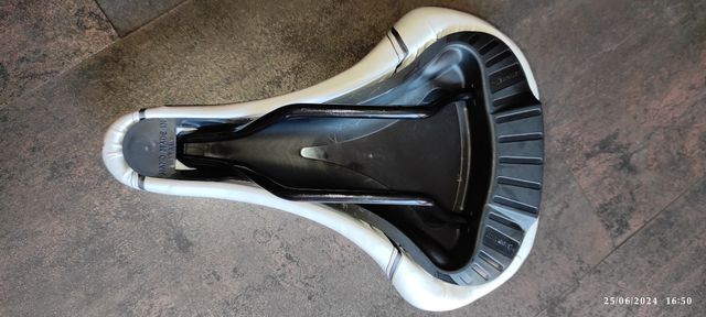 Sillin assano volare