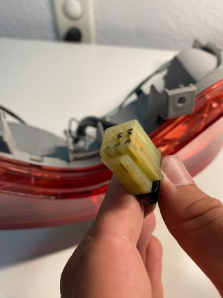 Faro trasero Burgman UH125/200