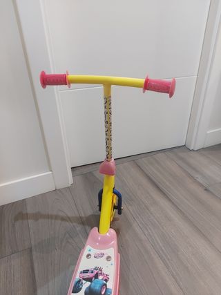 Patinete 3 ruedas ajustable en altura