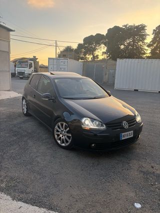 Volkswagen Golf 2005