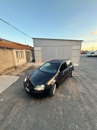Volkswagen Golf 2005