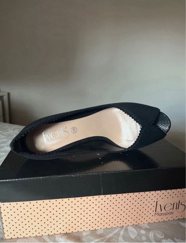 Zapatos tacon con plataforma color negro talla 39