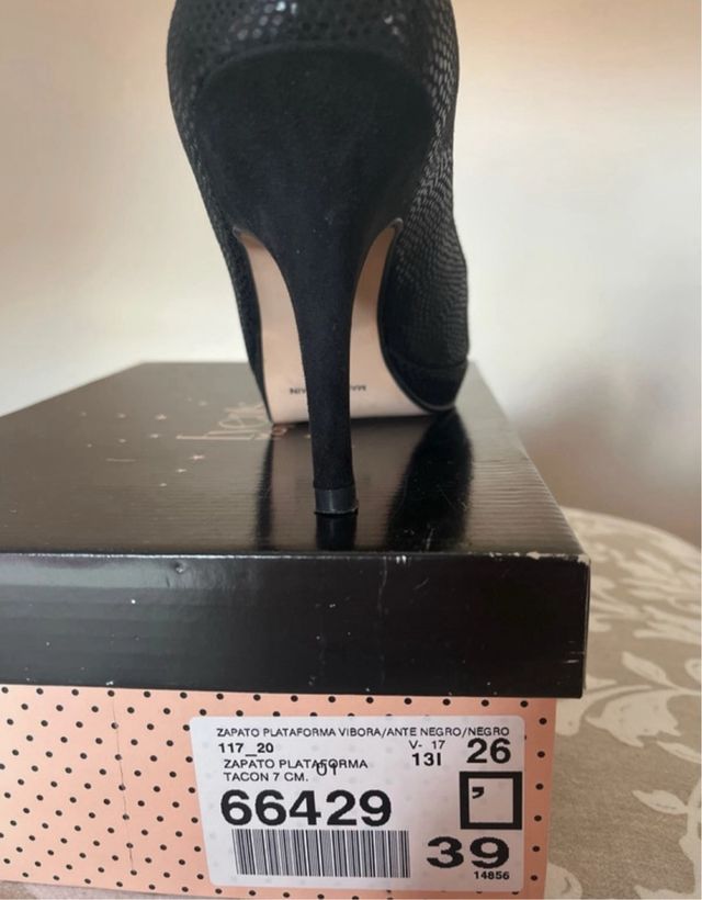 Zapatos tacon con plataforma color negro talla 39