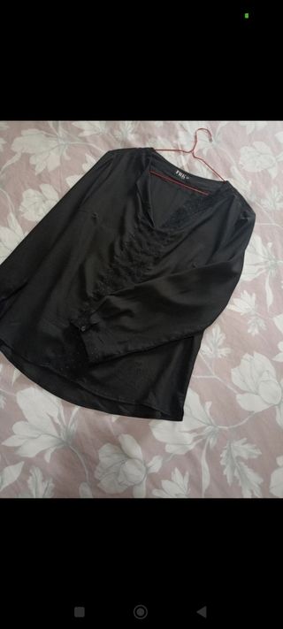 Blusa negra