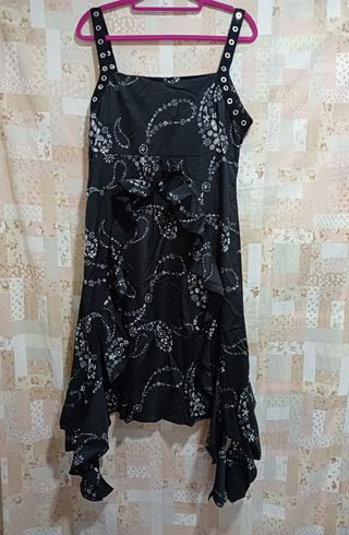 Nuevo Estrenar.Vestido motivo florales cn volantes