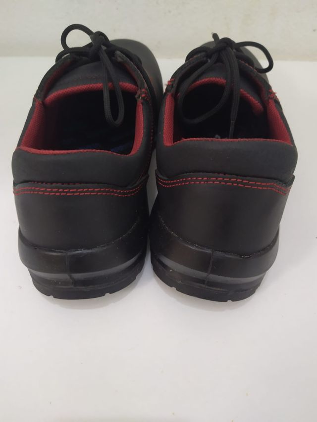 Botas de Seguridad Robusta talla 42
