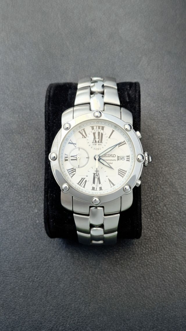 Reloj Seiko 7T92 0HR0 cronógrafo 100m hombre 