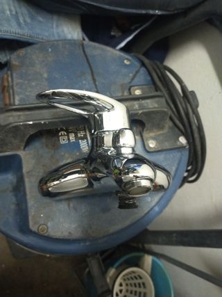 Rubinetto per vasca da bagno in vendita