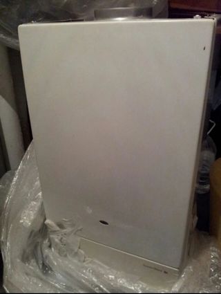 Caldera Saunier Duval exterior. Me costó 1.350 €