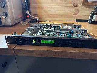 ROLAND GP-16 + MANUALES. SIN TAPA 74 € + REGALOS