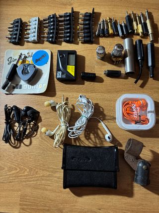 ROLAND GP-16 + MANUALES. SIN TAPA 74 € + REGALOS