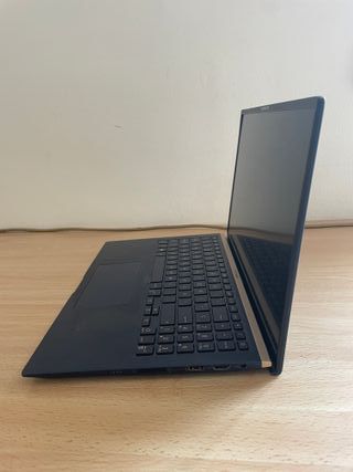 Portátil de Alto Rendimiento Asus ZenBook Core i7