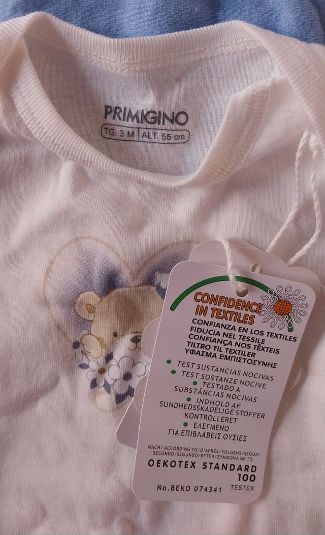 Diversi vestiti nuovi 1-3 mesi