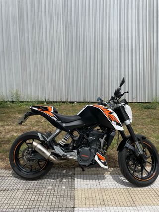 Moto ktm duke 125