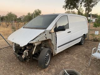 Vendo despiece de mercedes vito 113cdi