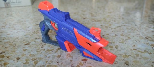 Lanzador coches nerf