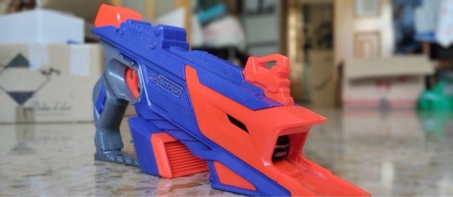 Lanzador coches nerf