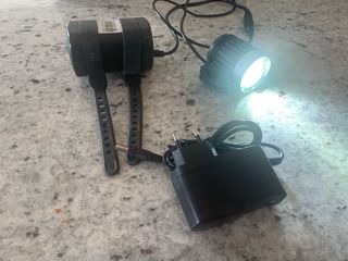 Luz de bicicleta delantera