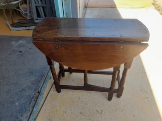 Antigua mesa de Alas