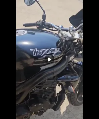 Triumph Speed Triple 955i