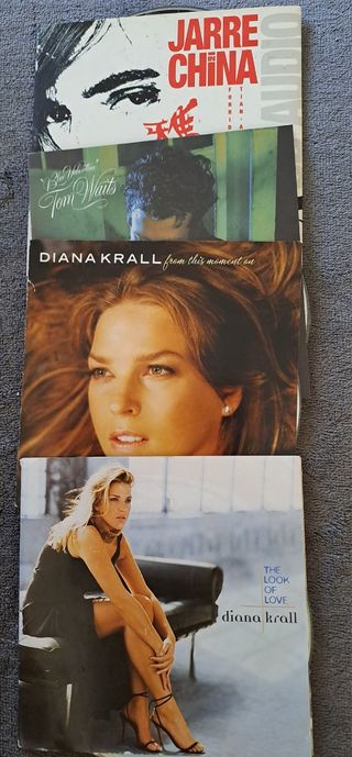 CDs variados de música. 3 Euros cada uno.