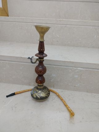 Soprammobile in legno e ottone