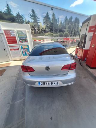 Volkswagen Passat 2014