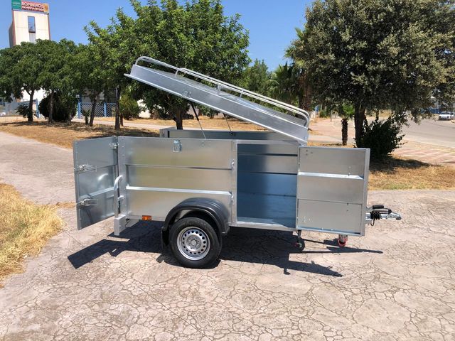 REMOLQUE CAJA CERRADA GALVANIZADO