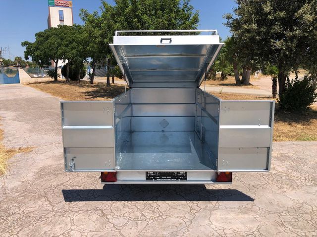 REMOLQUE CAJA CERRADA GALVANIZADO