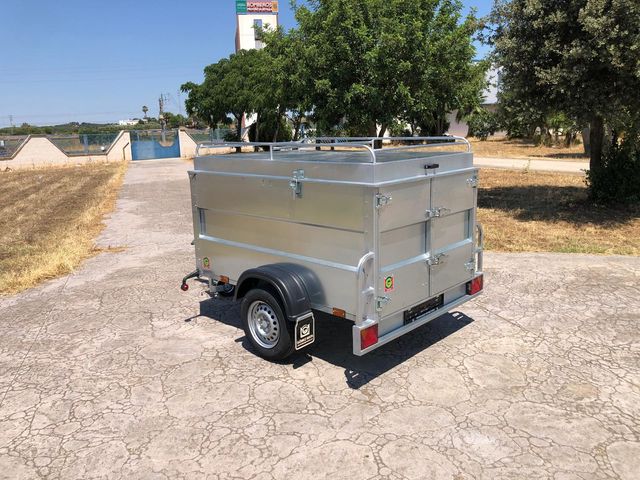 REMOLQUE CAJA CERRADA GALVANIZADO