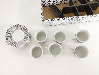 Set 6 tazzine da caffè con piattini