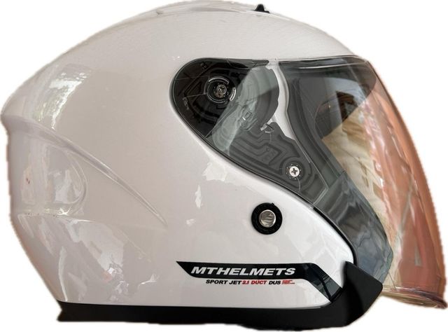 Casco moto prácticamente NUEVO!