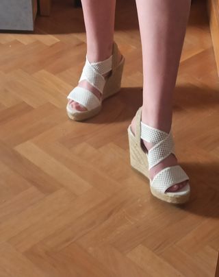 Sandalias blancas esparto