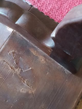 Antiguo taburete banqueta piel nogal