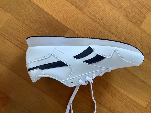 Reebok classic blanco, talla 40