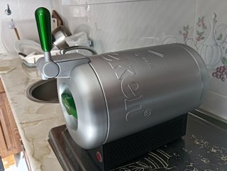 Nevera cerveza de 2 litros sin estrenar