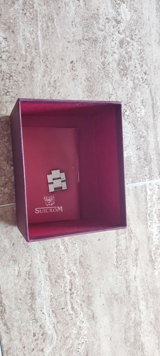 Reloj suicrom 